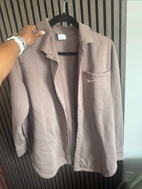 Nike Women's Taupe Utility Fleece Shirt-Jacket Sz L